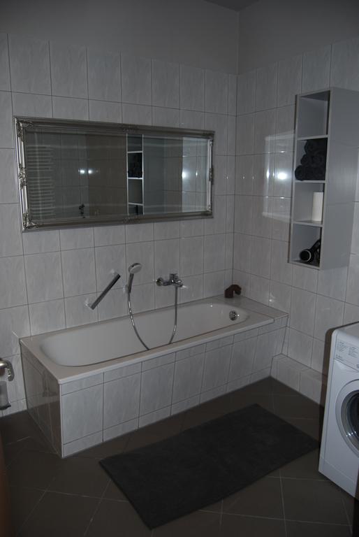 B2-Ferienwohnung แอร์ฟวร์ท ห้อง รูปภาพ