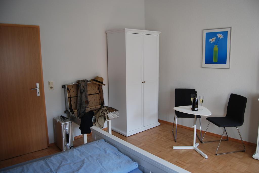 B2-Ferienwohnung แอร์ฟวร์ท ห้อง รูปภาพ